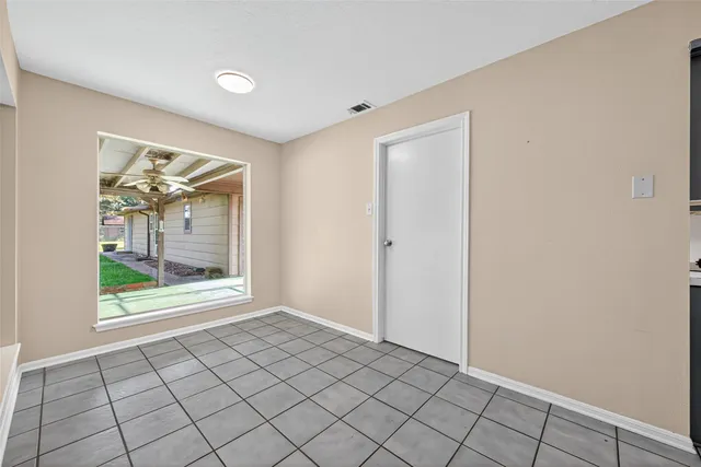 $320,000 | 19234 Lakeshire Street, Humble, TX 77346