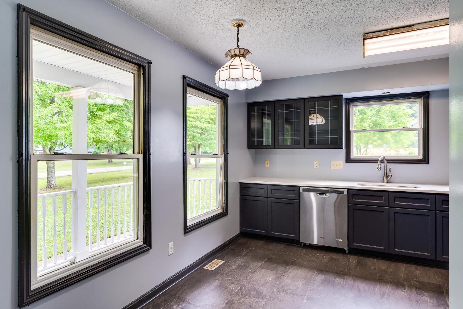 3586 Lewis Road Amelia, OH 45102 - Photo 7 of 37 Gallery Image 7