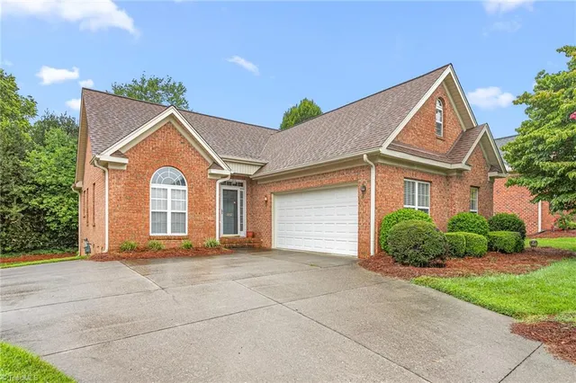 $362,500 | 1332 Whitworth Court, Kernersville, NC 27284