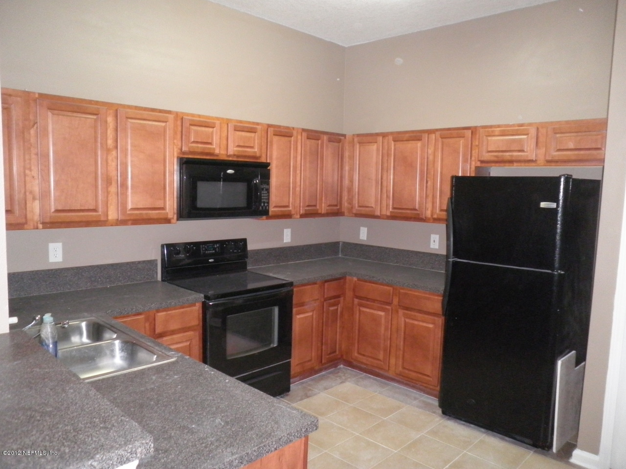 7920 Merrill Road, Unit 302 Jacksonville, FL 32277 - Photo 3 of 20 Kitchen