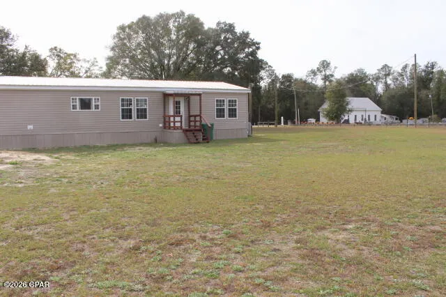 $179,000 | 5008 3rd Avenue, Malone, FL 32445
