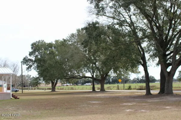 $169,000 | 5008 3rd Avenue, Malone, FL 32445