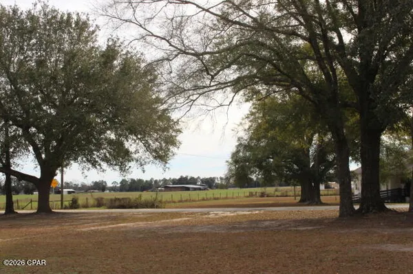 $169,000 | 5008 3rd Avenue, Malone, FL 32445