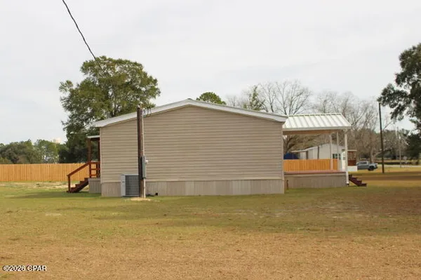 $169,000 | 5008 3rd Avenue, Malone, FL 32445