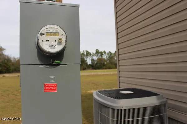 $169,000 | 5008 3rd Avenue, Malone, FL 32445