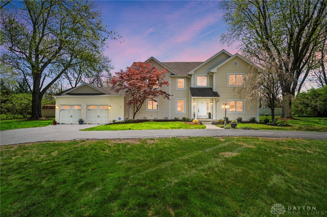 72 East Social Row Road Dayton, OH 45458 - Photo 1 of 60 Gallery Image 1