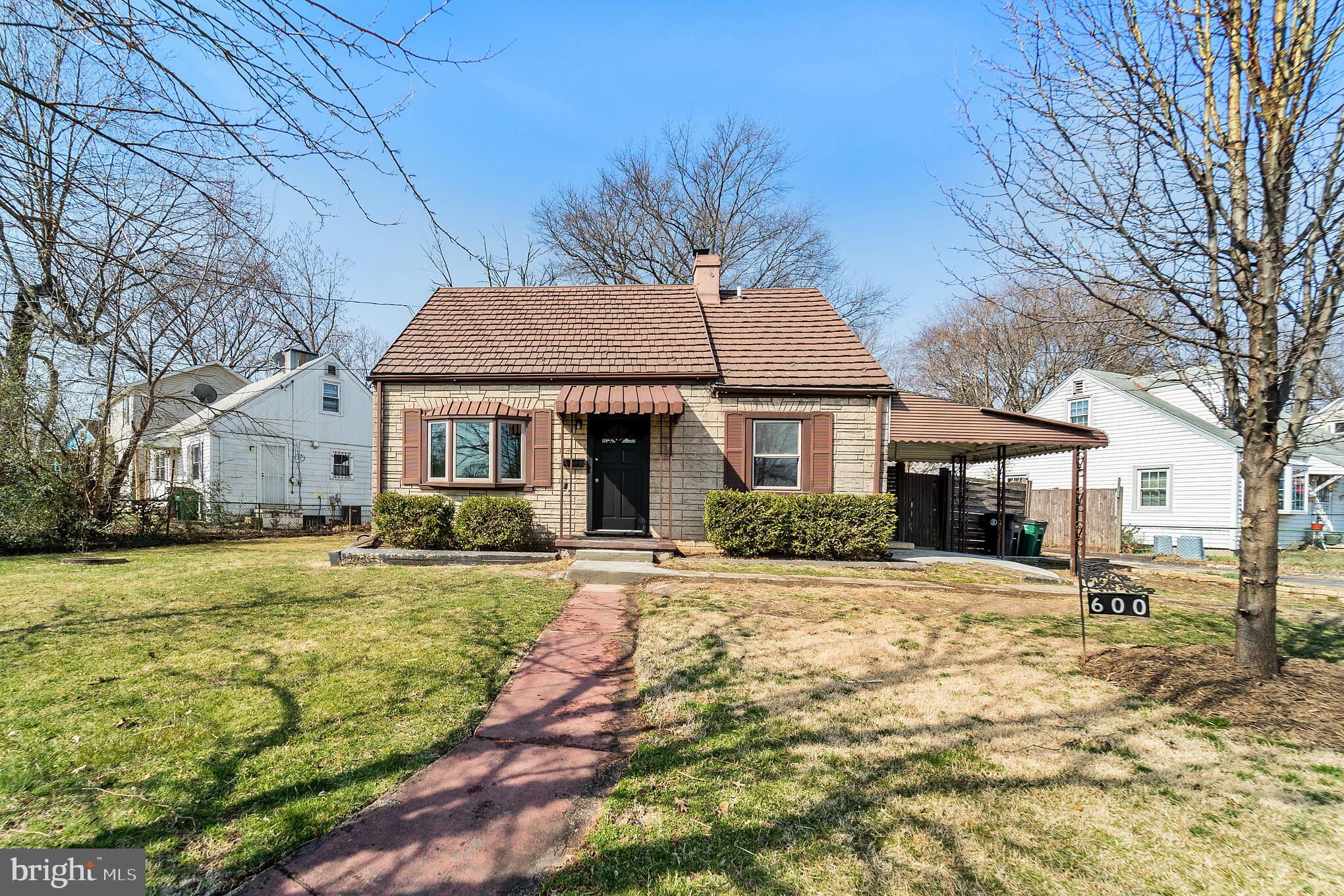 600 64th Place, Capitol Heights, MD 20743 Compass