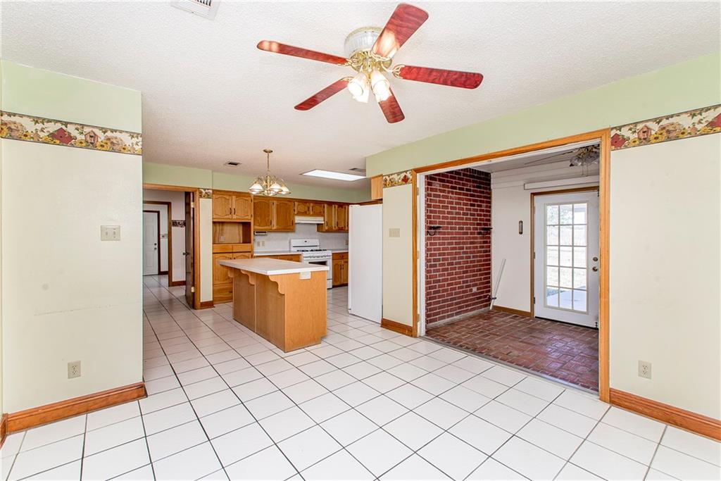 13152 Wardline Road Hammond, LA 70401 - Photo 12 of 37 Gallery Image 12