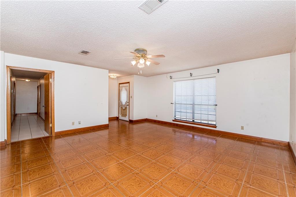 13152 Wardline Road Hammond, LA 70401 - Photo 8 of 37 Gallery Image 8