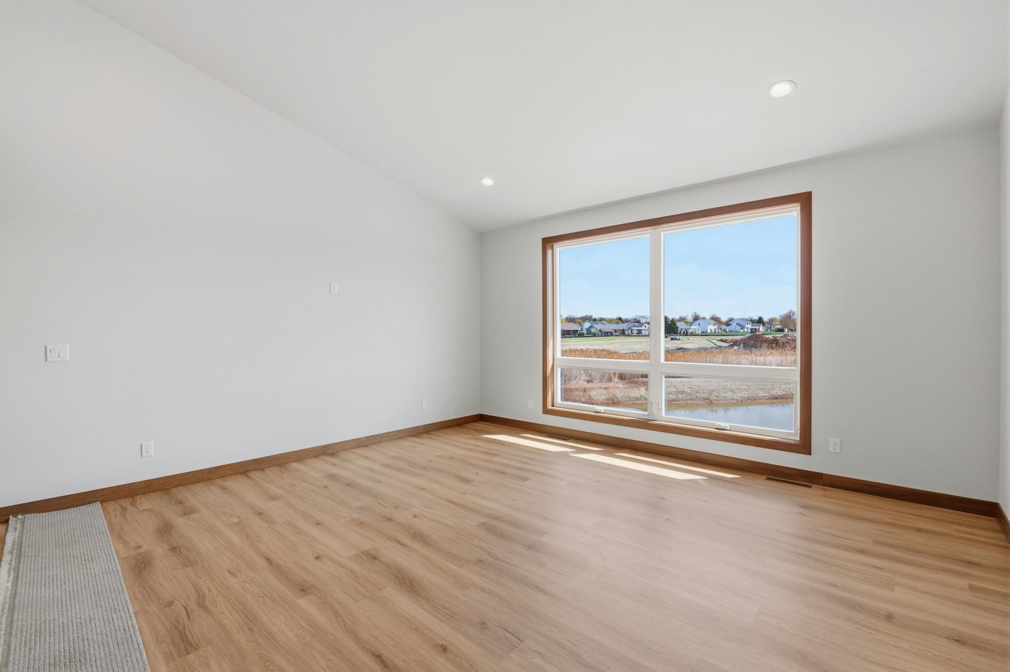 1853 London Road Green Bay, WI 54311 - Photo 21 of 44 Gallery Image 21