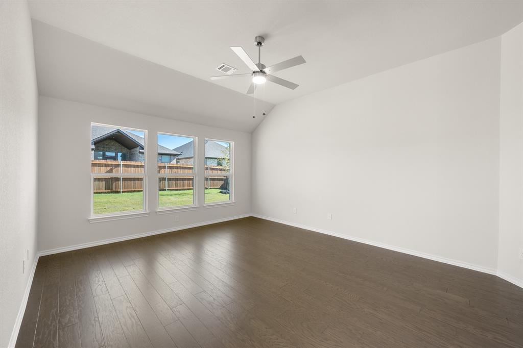 10345 Tapioca Street Fort Worth, TX 76036 - Photo 9 of 30 10345 Tapioca- Living Room-1