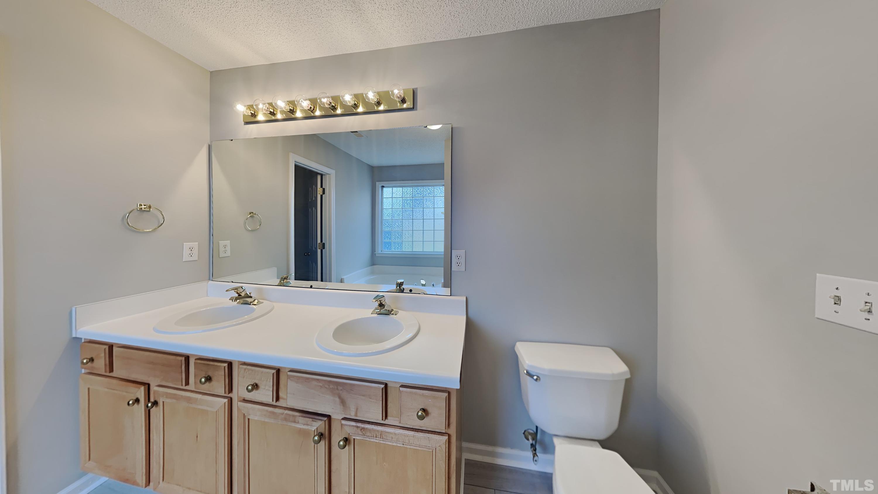 4625 Dresden Village Drive Raleigh, NC 27604 - Photo 8 of 11