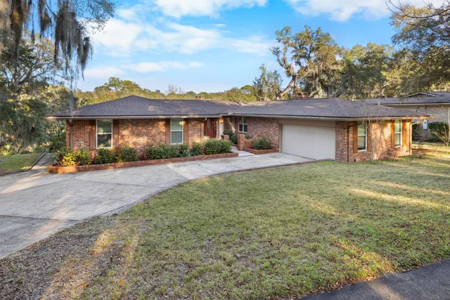 $594,500 | 9 Sherwood Road Northwest, Fort Walton Beach, FL 32547