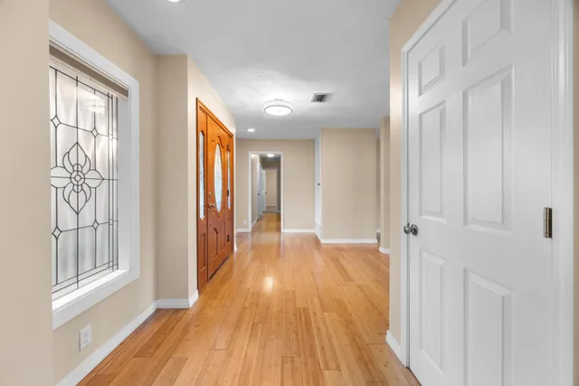 $594,500 | 9 Sherwood Road Northwest, Fort Walton Beach, FL 32547