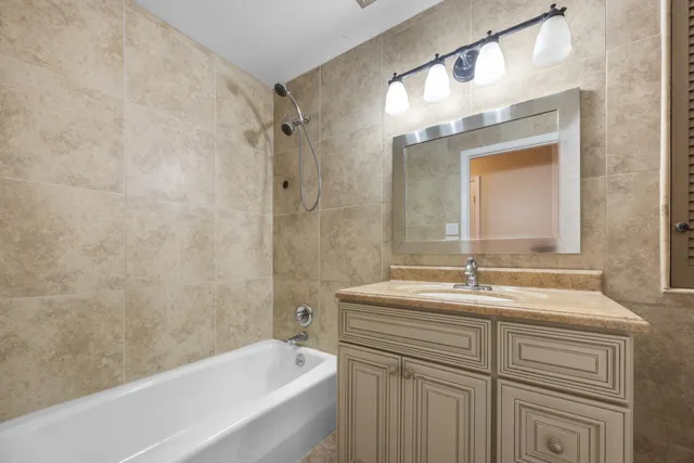 $594,500 | 9 Sherwood Road Northwest, Fort Walton Beach, FL 32547