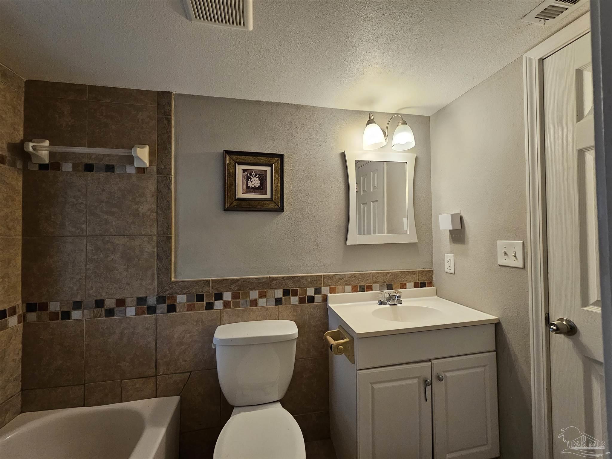 4352 Jernigan Road Pace, FL 32571 - Photo 13 of 21