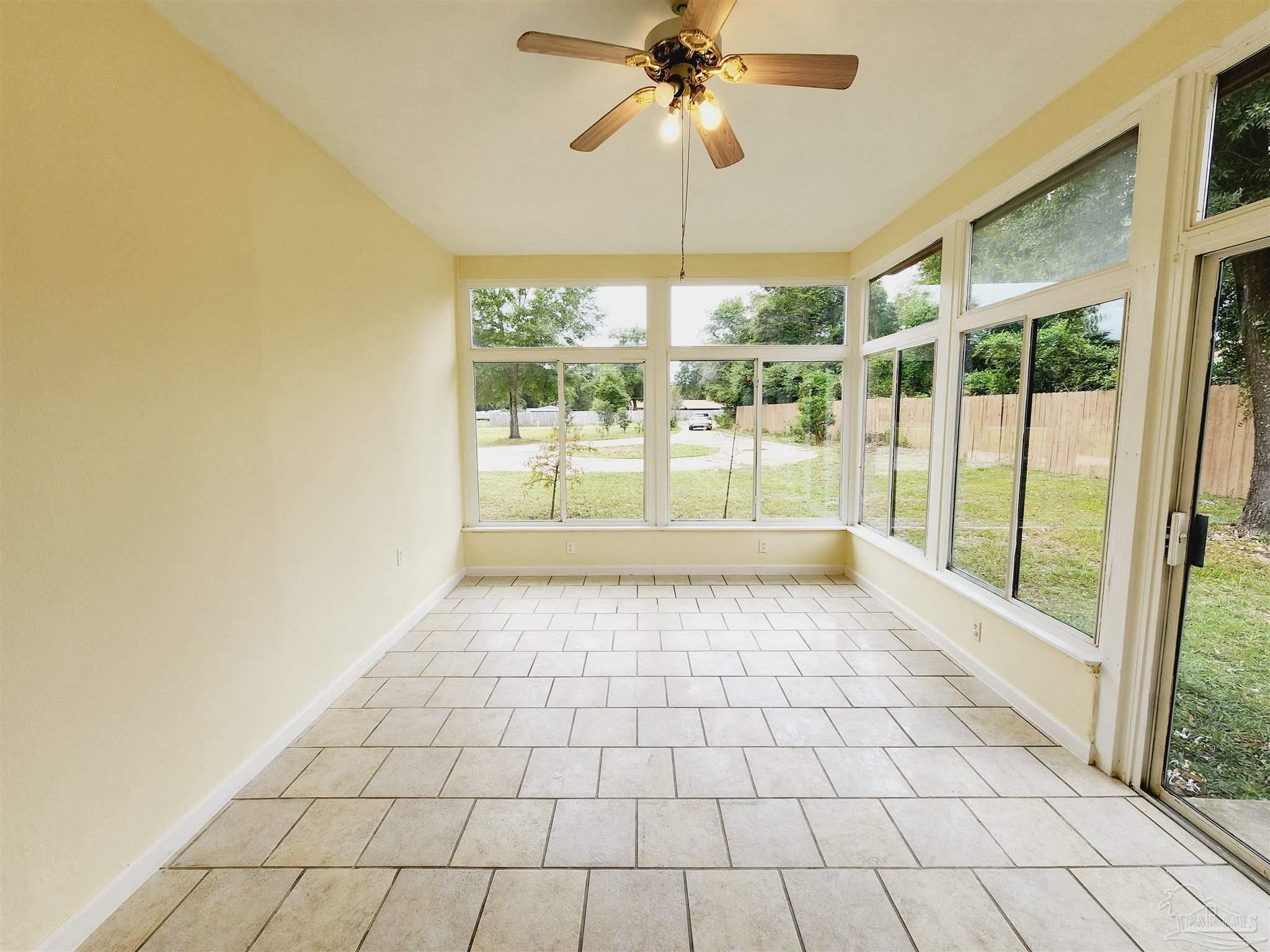 4352 Jernigan Road Pace, FL 32571 - Photo 7 of 21