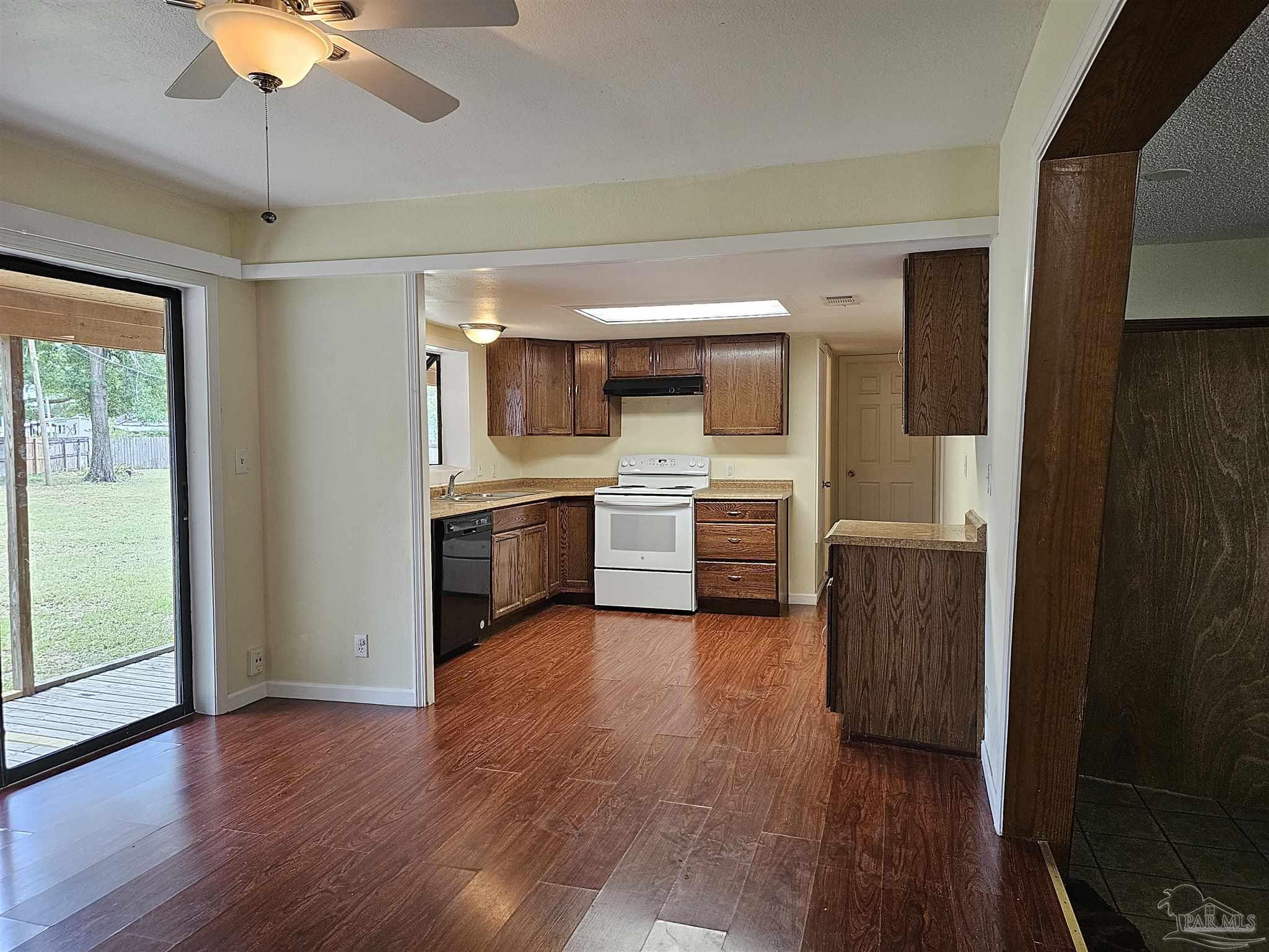 4352 Jernigan Road Pace, FL 32571 - Photo 10 of 21