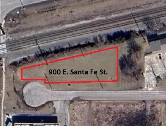 $90,000 | 900 East Santa Fe Street, Gardner, KS 66030