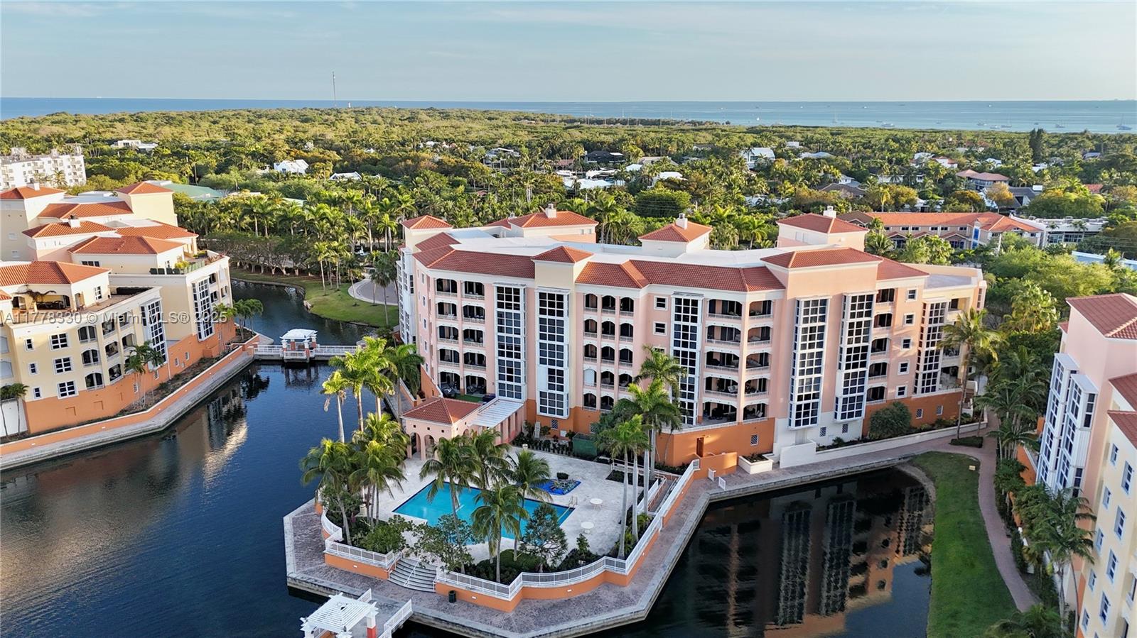 747 Crandon Boulevard, Unit PH10 Key Biscayne, FL 33149 - Photo 18 of 59