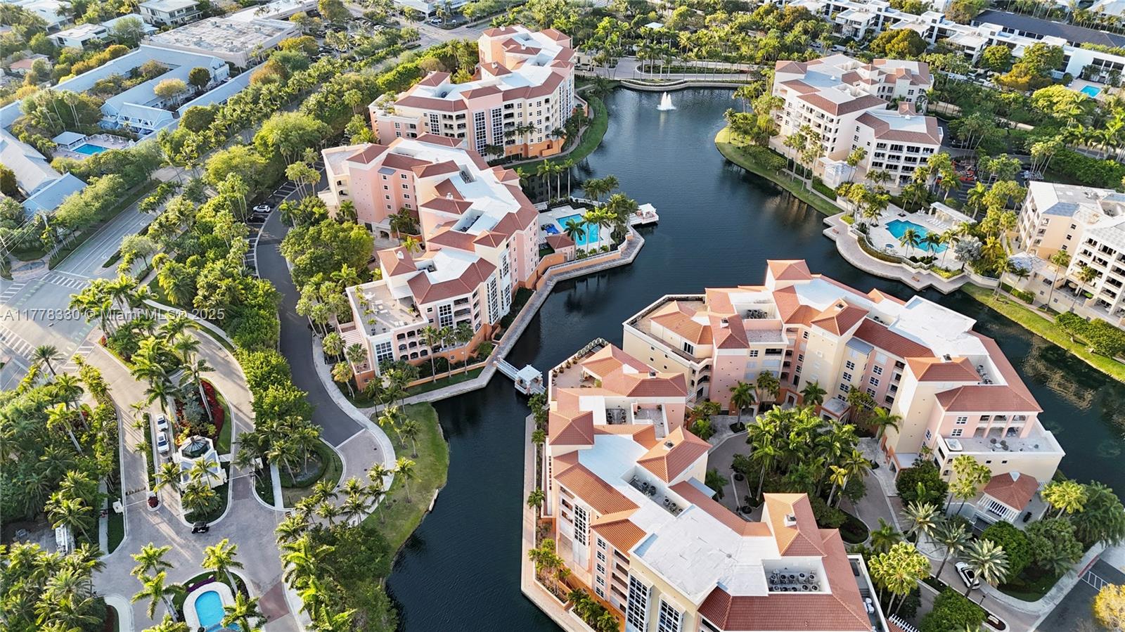 747 Crandon Boulevard, Unit PH10 Key Biscayne, FL 33149 - Photo 23 of 59