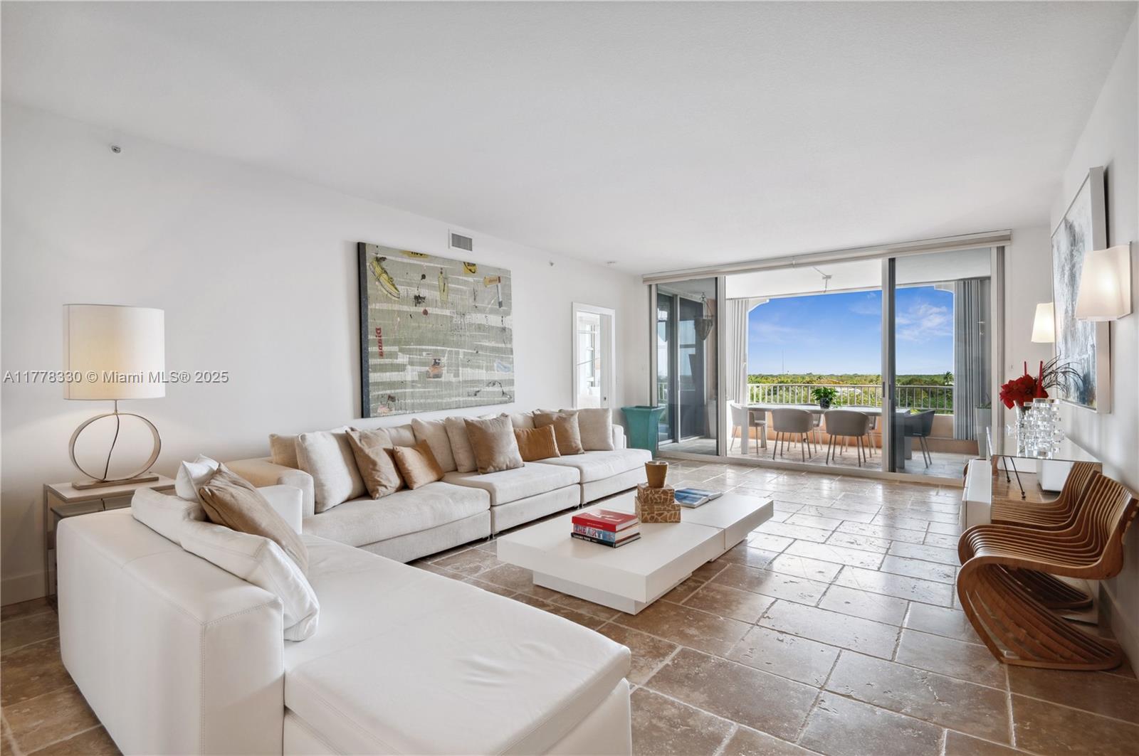 747 Crandon Boulevard, Unit PH10 Key Biscayne, FL 33149 - Photo 3 of 59