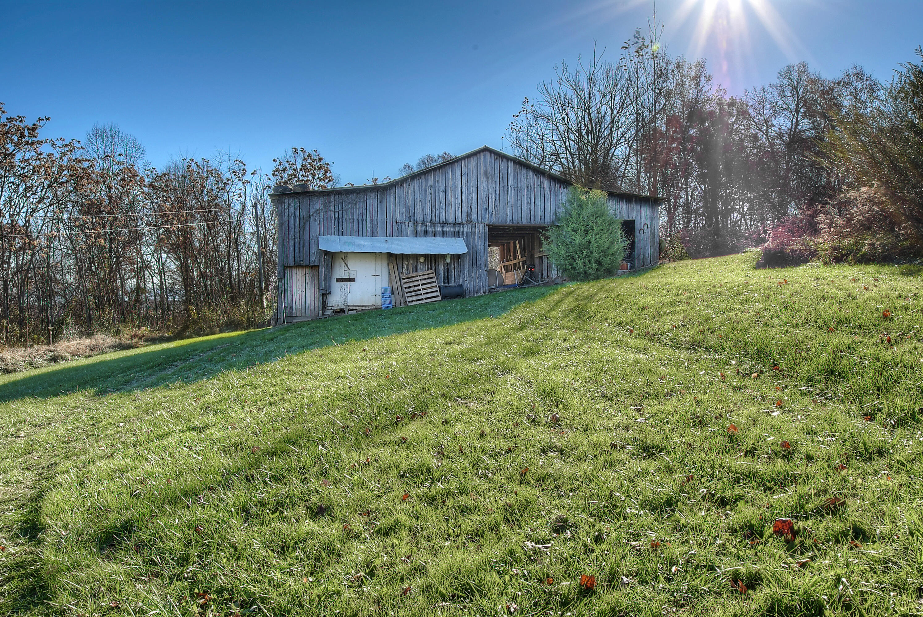 108 Poor Farm Road Greeneville, TN 37745 - Photo 27 of 30 42869AED-D881-4796-9CB4-D48B844482B2