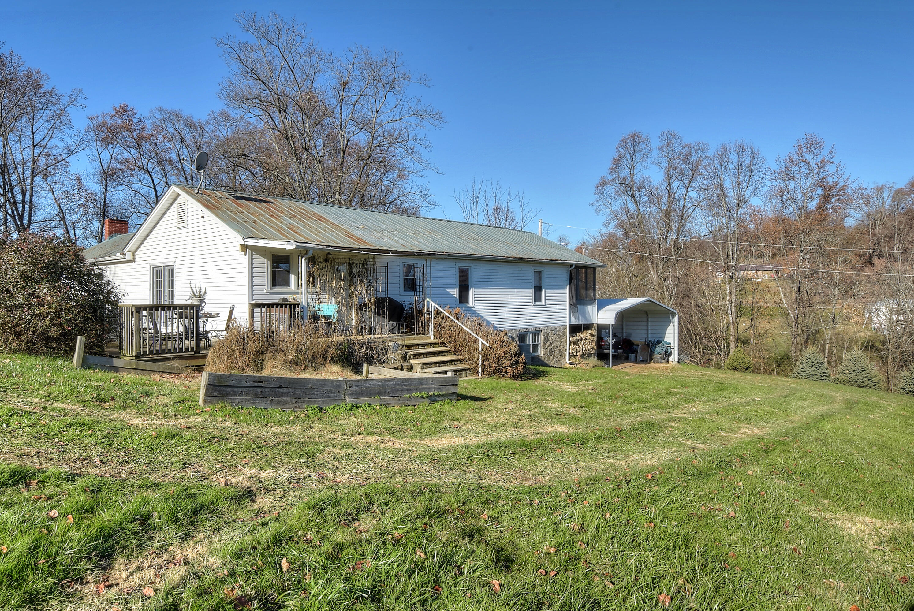 108 Poor Farm Road Greeneville, TN 37745 - Photo 28 of 30 CDD6A159-91AF-47CE-B0B3-5DE706FDBBC1