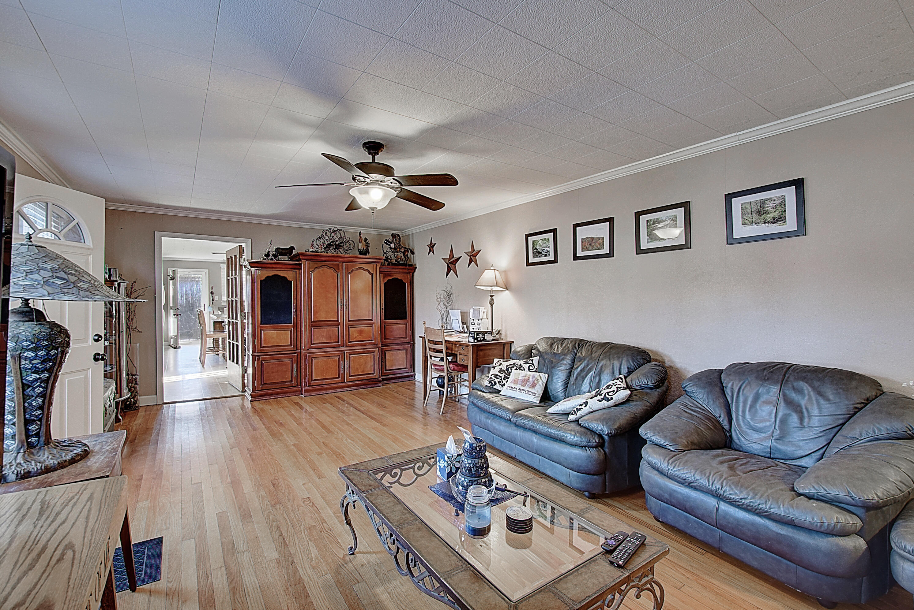 108 Poor Farm Road Greeneville, TN 37745 - Photo 5 of 30 5911CC02-44D5-415B-9279-CFE5C6C52A97
