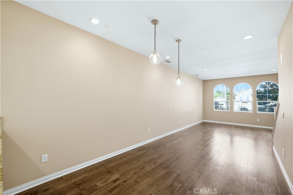 810 East Promenade, Unit C Azusa, CA 91702 - Photo 5 of 41 Dining Room