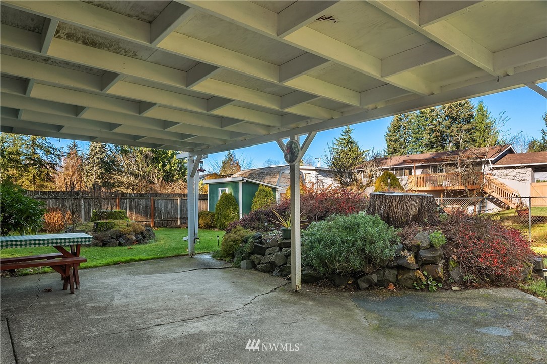 12364 Southeast 160th Street Renton, WA 98058 - Photo 3 of 26 Gallery Image 3