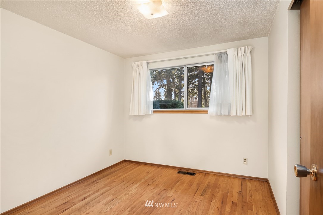 12364 Southeast 160th Street Renton, WA 98058 - Photo 22 of 26 Gallery Image 22