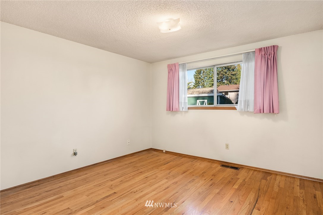 12364 Southeast 160th Street Renton, WA 98058 - Photo 23 of 26 Gallery Image 23