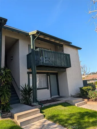 $370,000 | 23298 Orange Avenue, Unit 4, Lake Forest, CA 92630