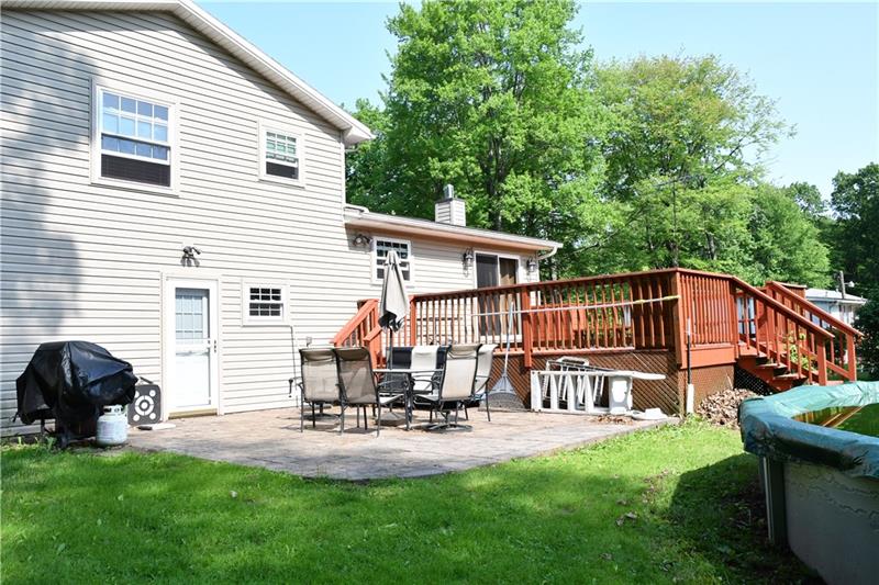 170 Carrier Road Transfer, PA 16154 - Photo 4 of 19 Gallery Image 4