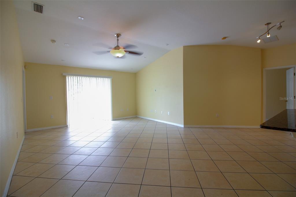 1702 Holton Road Lakeland, FL 33810 - Photo 5 of 25