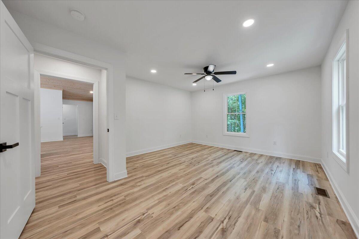 2365 Lakewood Forest Road Moneta, VA 24121 - Photo 21 of 90 Bedroom