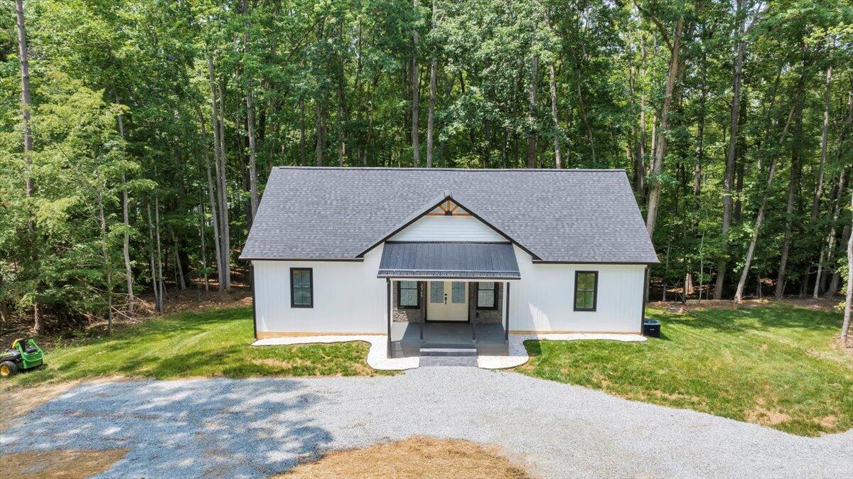 2365 Lakewood Forest Road Moneta, VA 24121 - Photo 55 of 90 Front