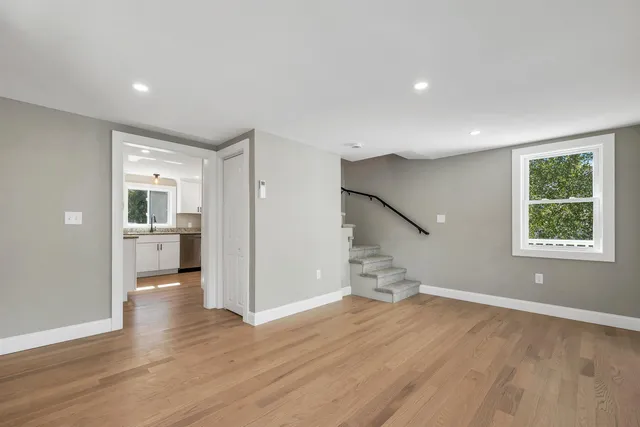 $649,900 | 85 Shadow Lake Road, Salem, NH 03079