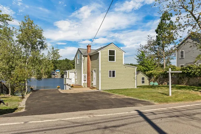 $649,900 | 85 Shadow Lake Road, Salem, NH 03079