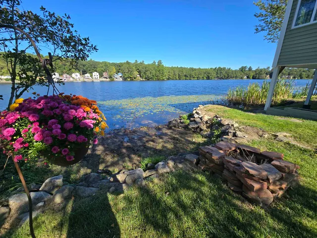 $649,900 | 85 Shadow Lake Road, Salem, NH 03079