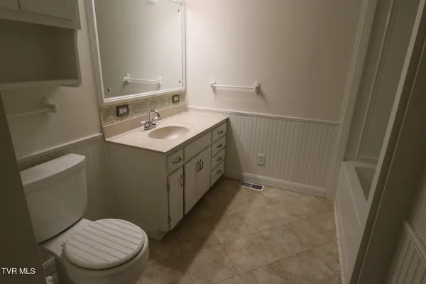 $1,500 | 1621 Woodside Drive, Unit P 9, Kingsport, TN 37664