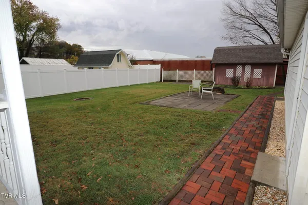 $1,500 | 1621 Woodside Drive, Unit P 9, Kingsport, TN 37664