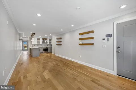 $2,950 | 753 North Uber Street, Unit 1, Philadelphia, PA 19130