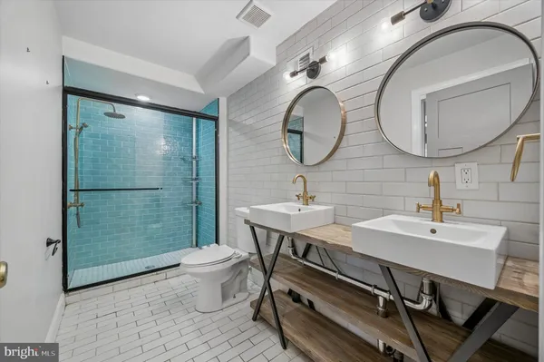 $2,950 | 753 North Uber Street, Unit 1, Philadelphia, PA 19130