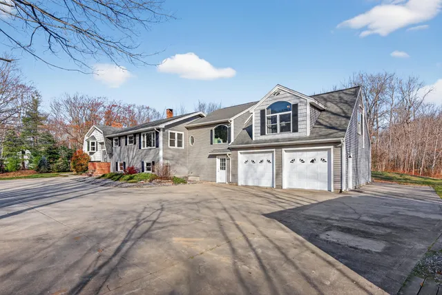 $739,900 | 1 Willow Ridge, Biddeford, ME 04005