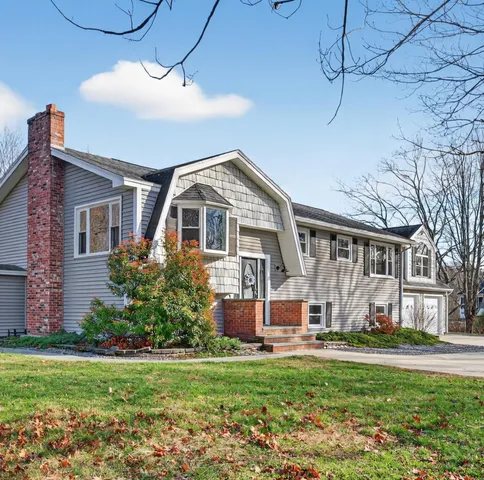 $699,900 | 1 Willow Ridge, Biddeford, ME 04005