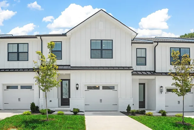 $469,900 | 4005 Norman Drive, Spring Hill, TN 37174