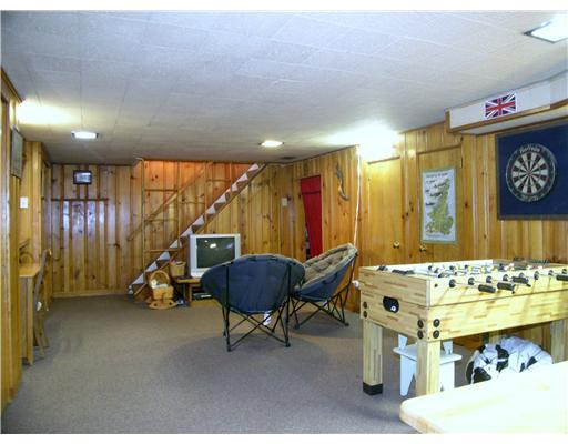 230 Seegar Road Upper St. Clair, PA 15241 - Photo 9 of 17 Great Room.