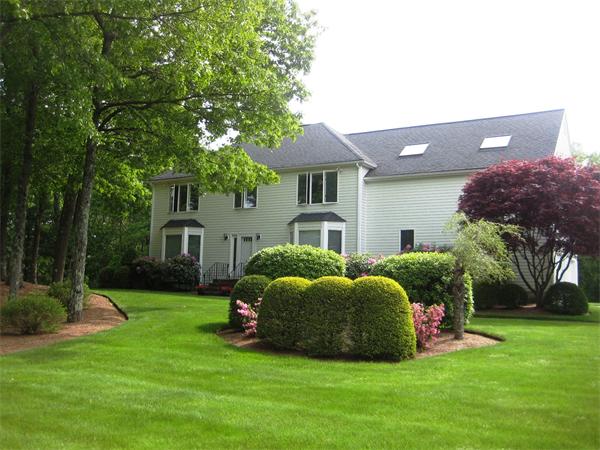 17 Aspen Road Sharon, MA 02067 - Photo 1 of 21 a house view with a garden space